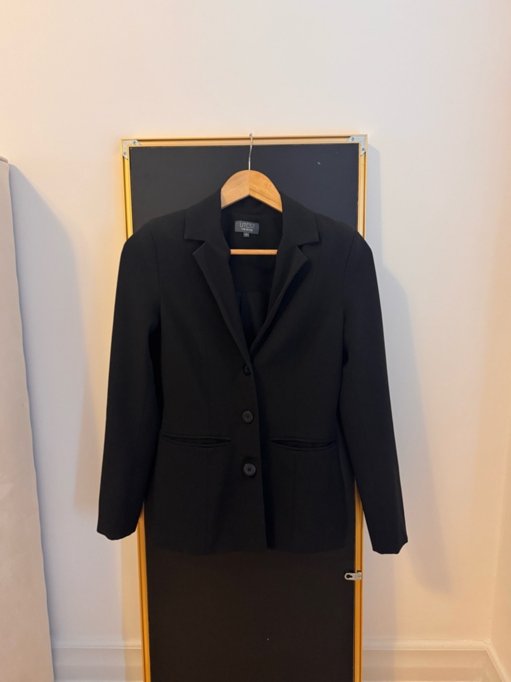 Black Tailored Women’s Blazer